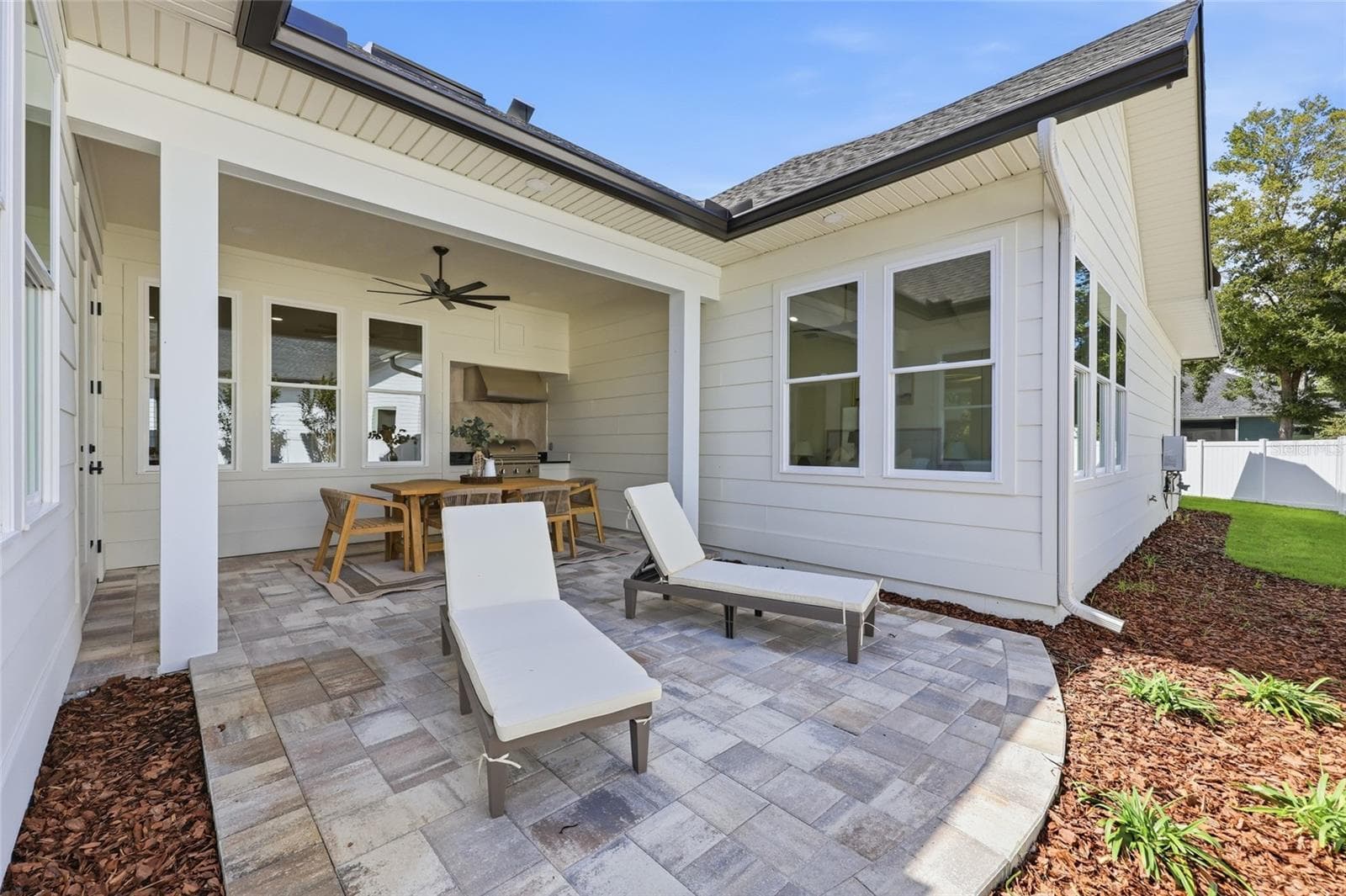 Single Family Residence at 1062 SW 135TH DR, NEWBERRY, photo 6 of 53