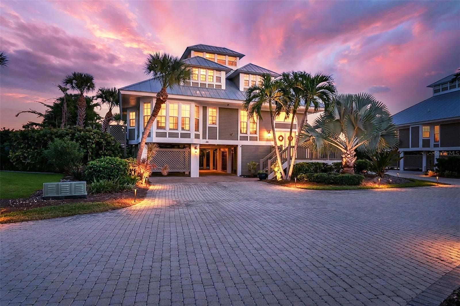 36 SEAWATCH DR