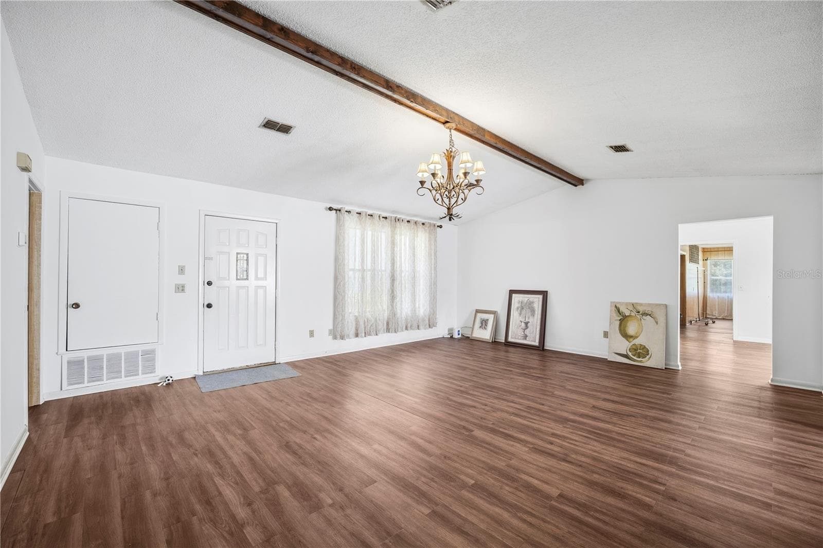 Single Family Residence at 4145 APPALOOSA RD, MIDDLEBURG, photo 17 of 74