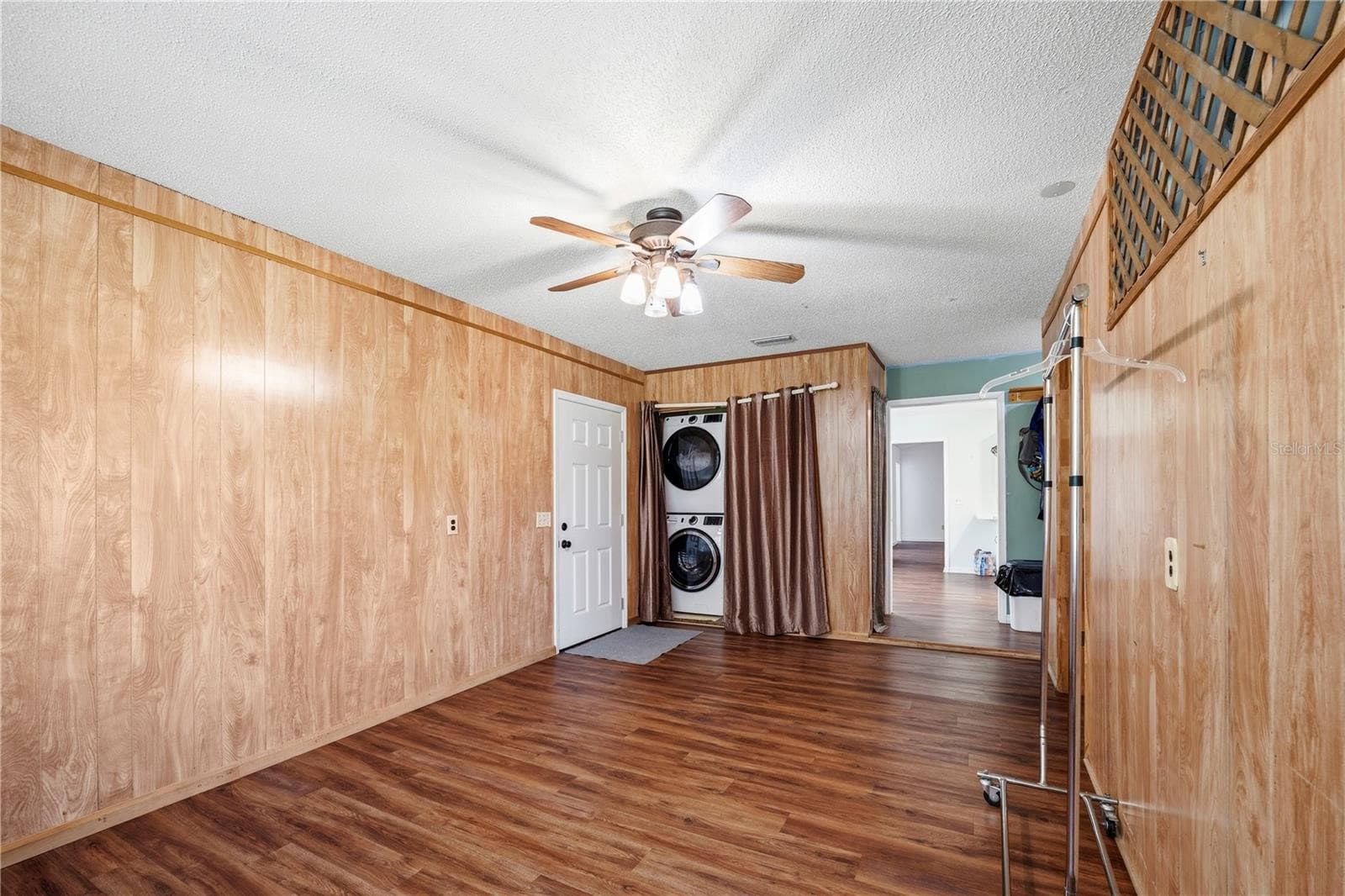 Single Family Residence at 4145 APPALOOSA RD, MIDDLEBURG, photo 28 of 74