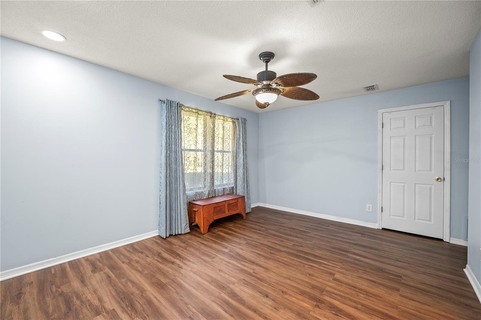 Single Family Residence at 4145 APPALOOSA RD, MIDDLEBURG, photo 38 of 74