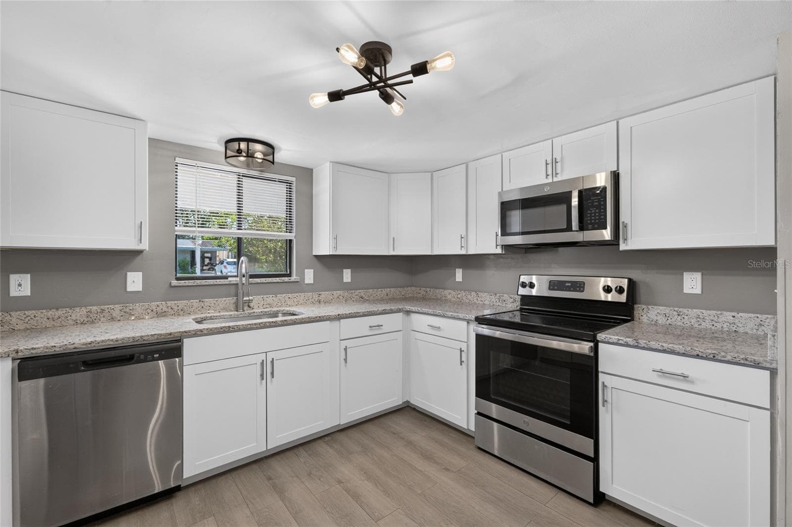 Single Family Residence at 10182 SW 87TH TER, OCALA, photo 12 of 50