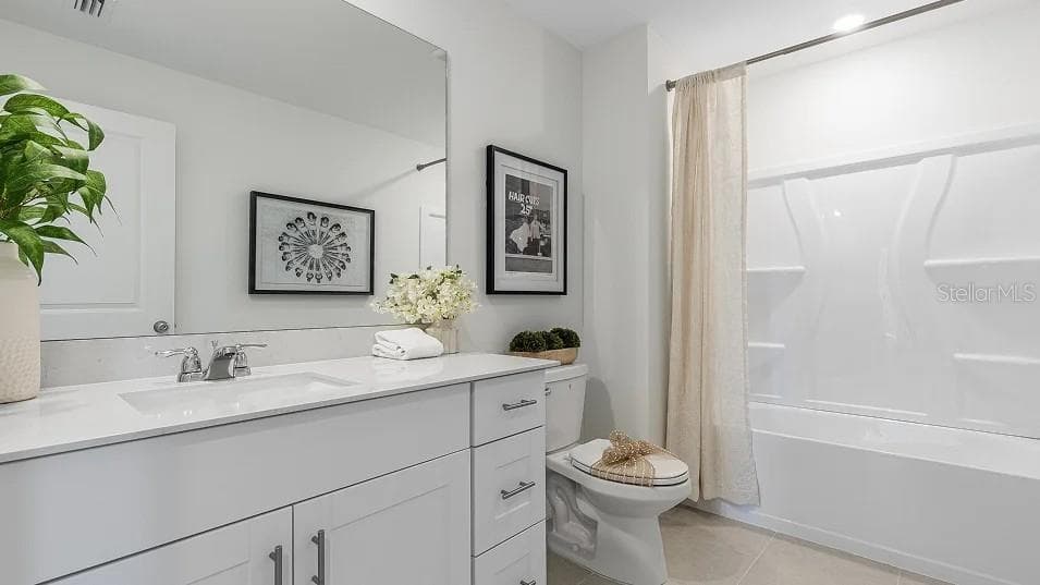Model Bath #2 - 18137 MELLON ST, PARRISH