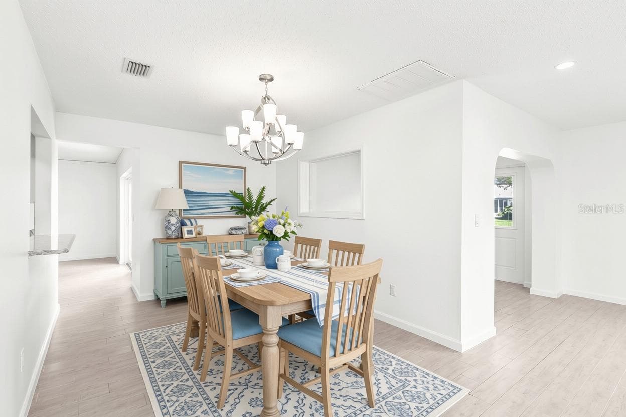 Condominium at 7410 8TH AVE W, BRADENTON, photo 4 of 8