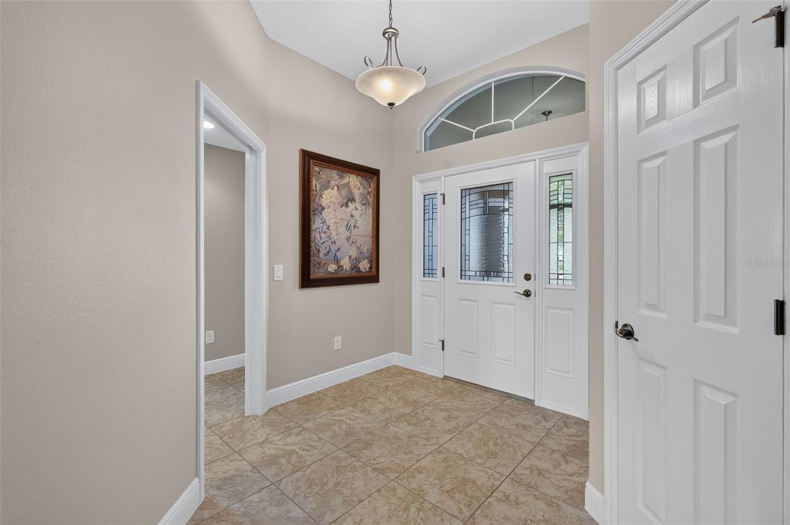 Foyer and Front Entry - 3323 KELVINGTON RD, THE VILLAGES
