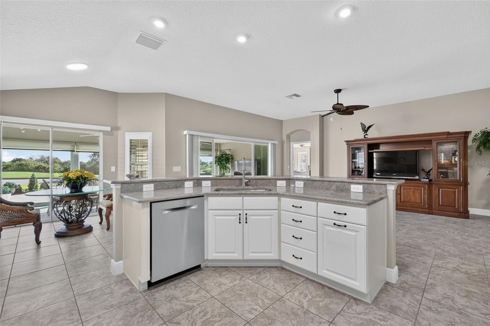 Kitchen - 3323 KELVINGTON RD, THE VILLAGES