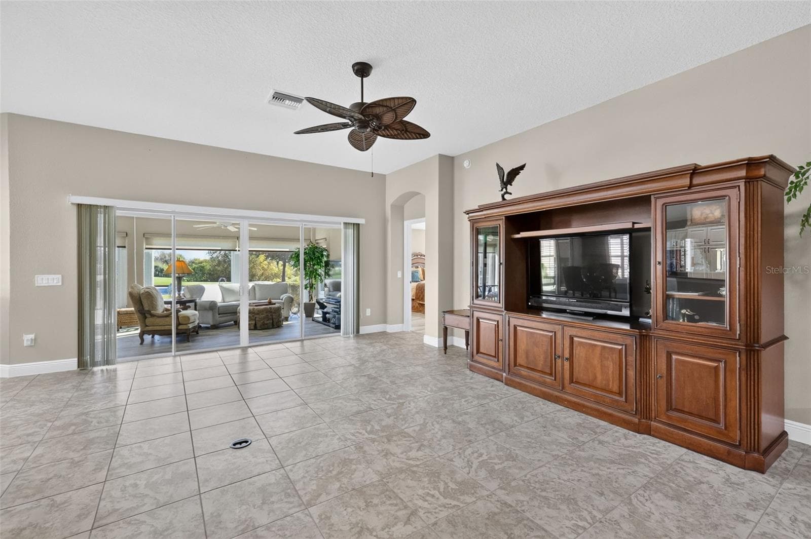 Living Room - 3323 KELVINGTON RD, THE VILLAGES