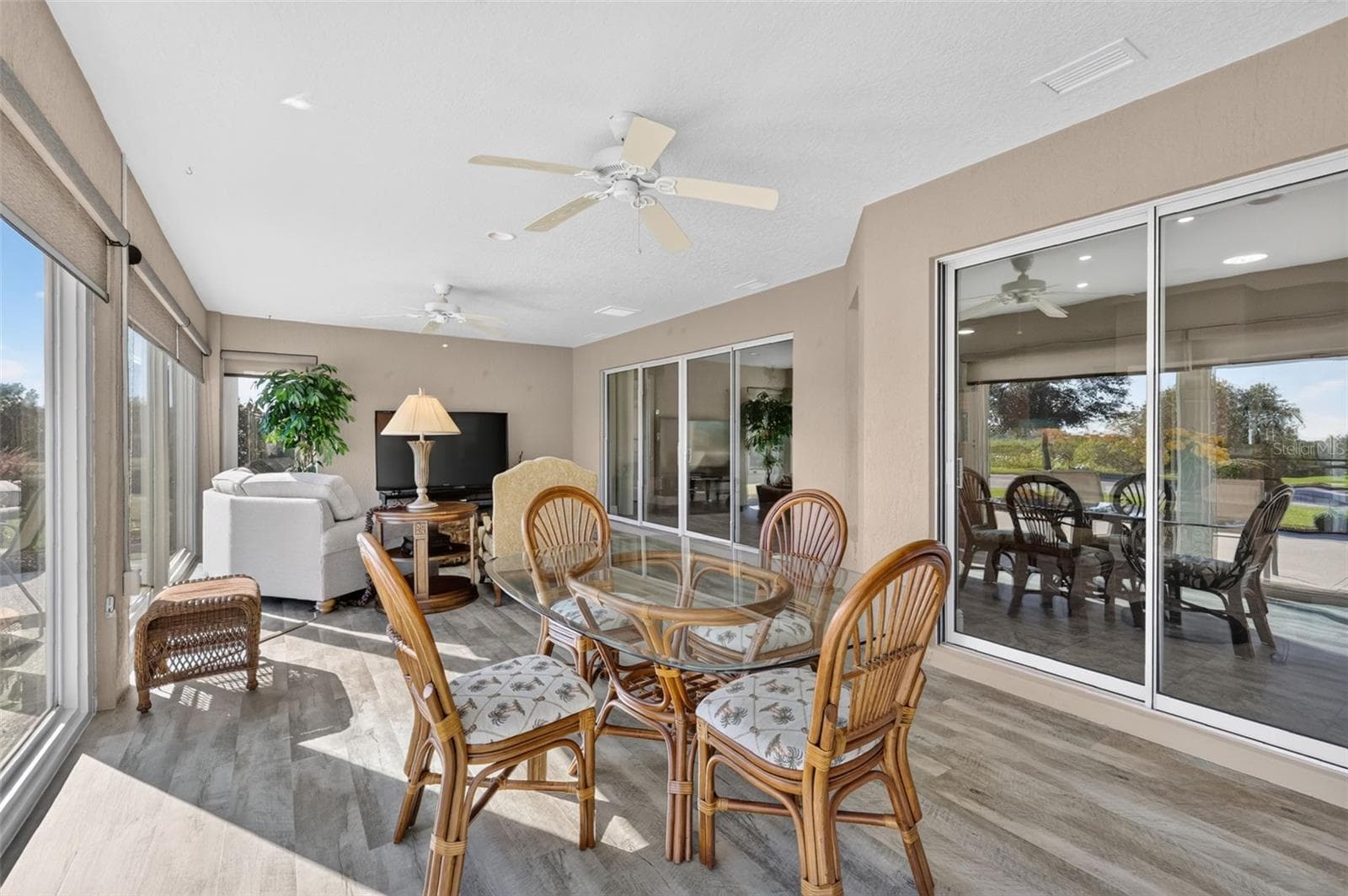 Spacious 408sf Enclosed Lanai with Mini-Split - 3323 KELVINGTON RD, THE VILLAGES