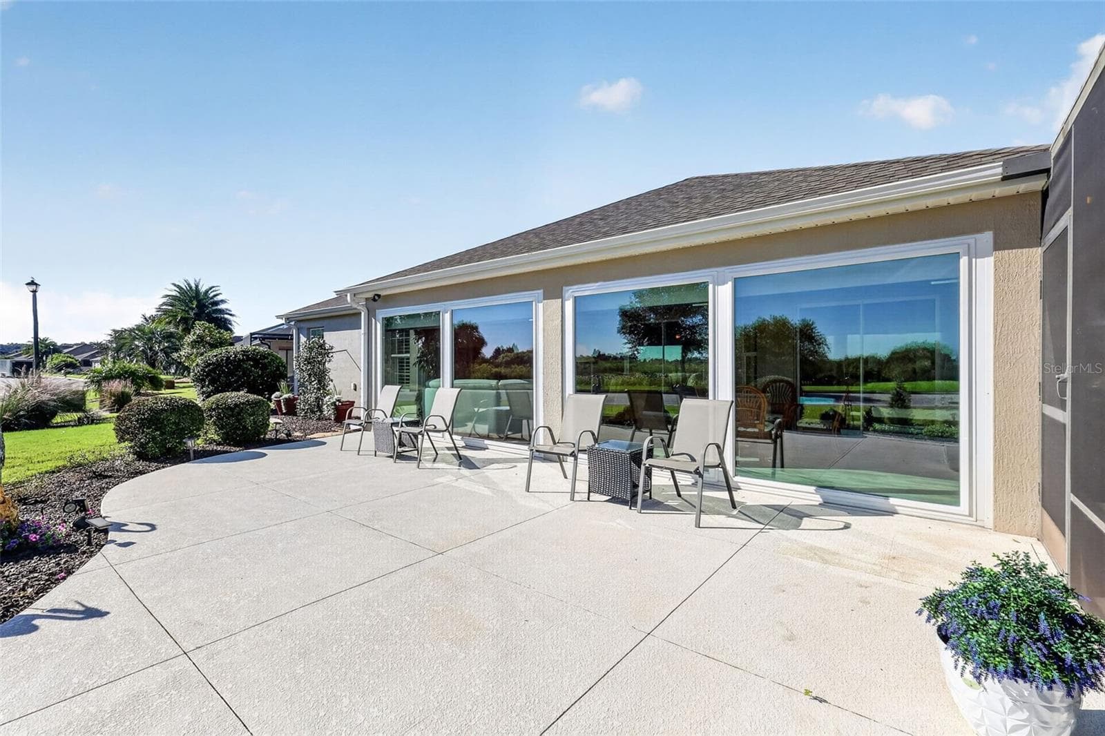 Rear Patio Overlooking Golf and Water Views - 3323 KELVINGTON RD, THE VILLAGES