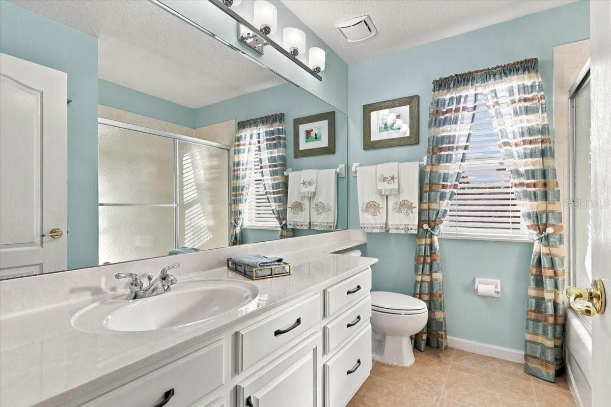 Third full bath. - 2631 TREYMORE DR, ORLANDO