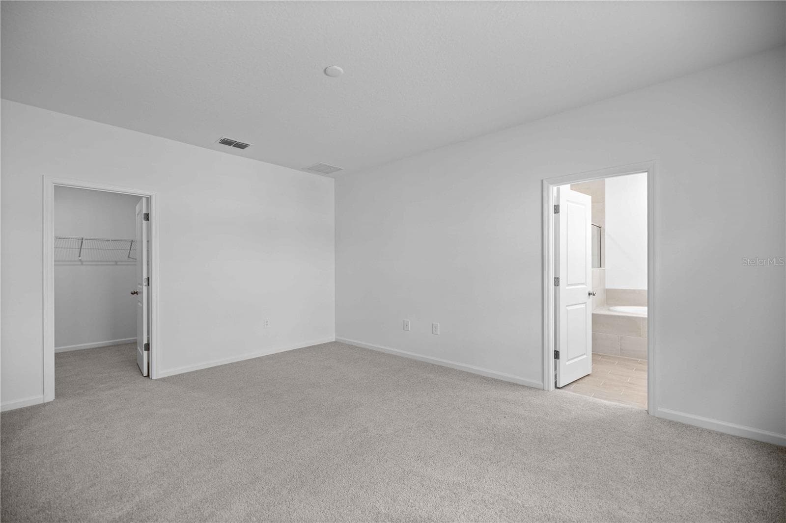 Single Family Residence at 8687 SW 67TH CIR, OCALA, photo 10 of 16