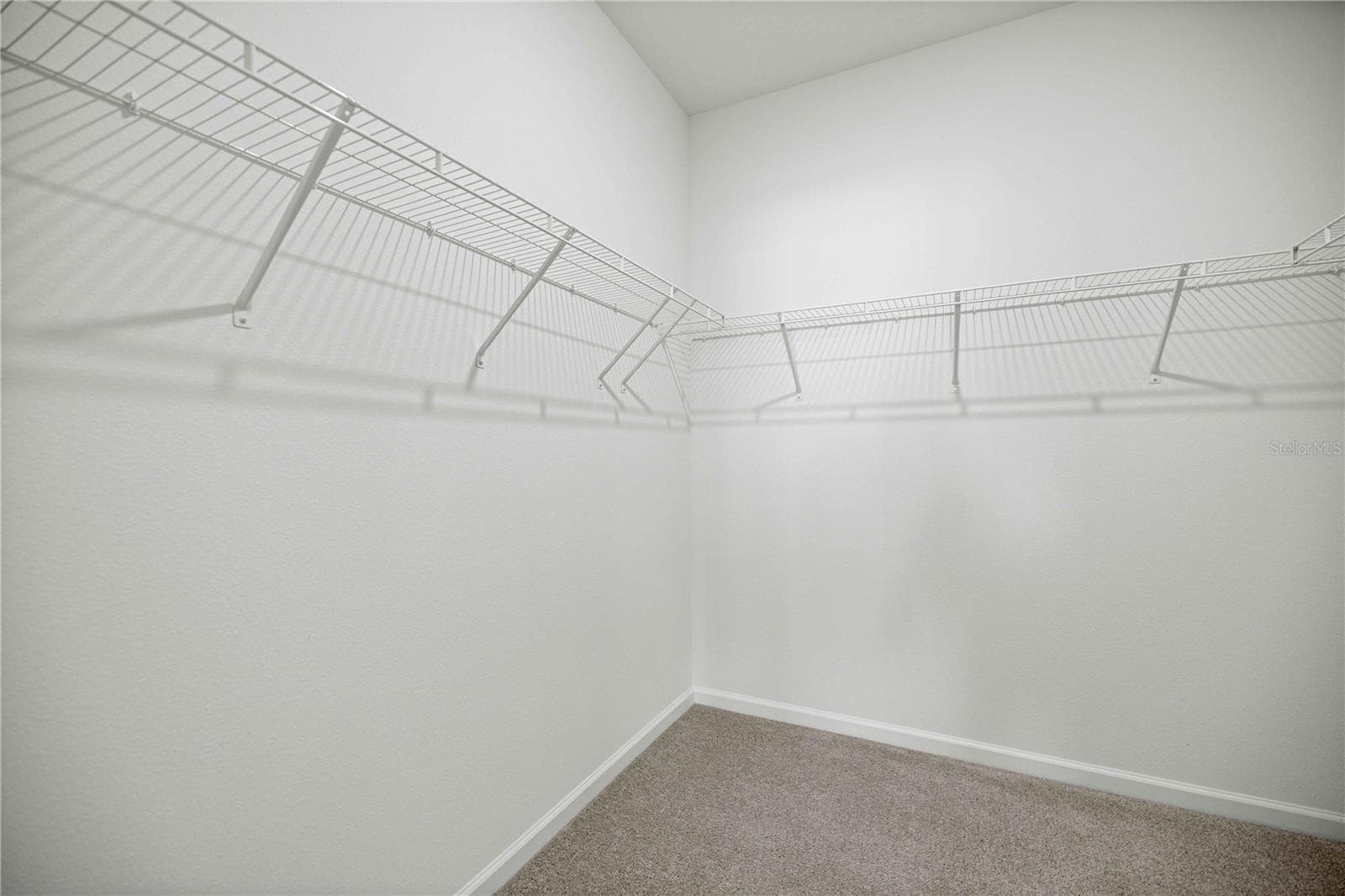 Single Family Residence at 8687 SW 67TH CIR, OCALA, photo 12 of 16