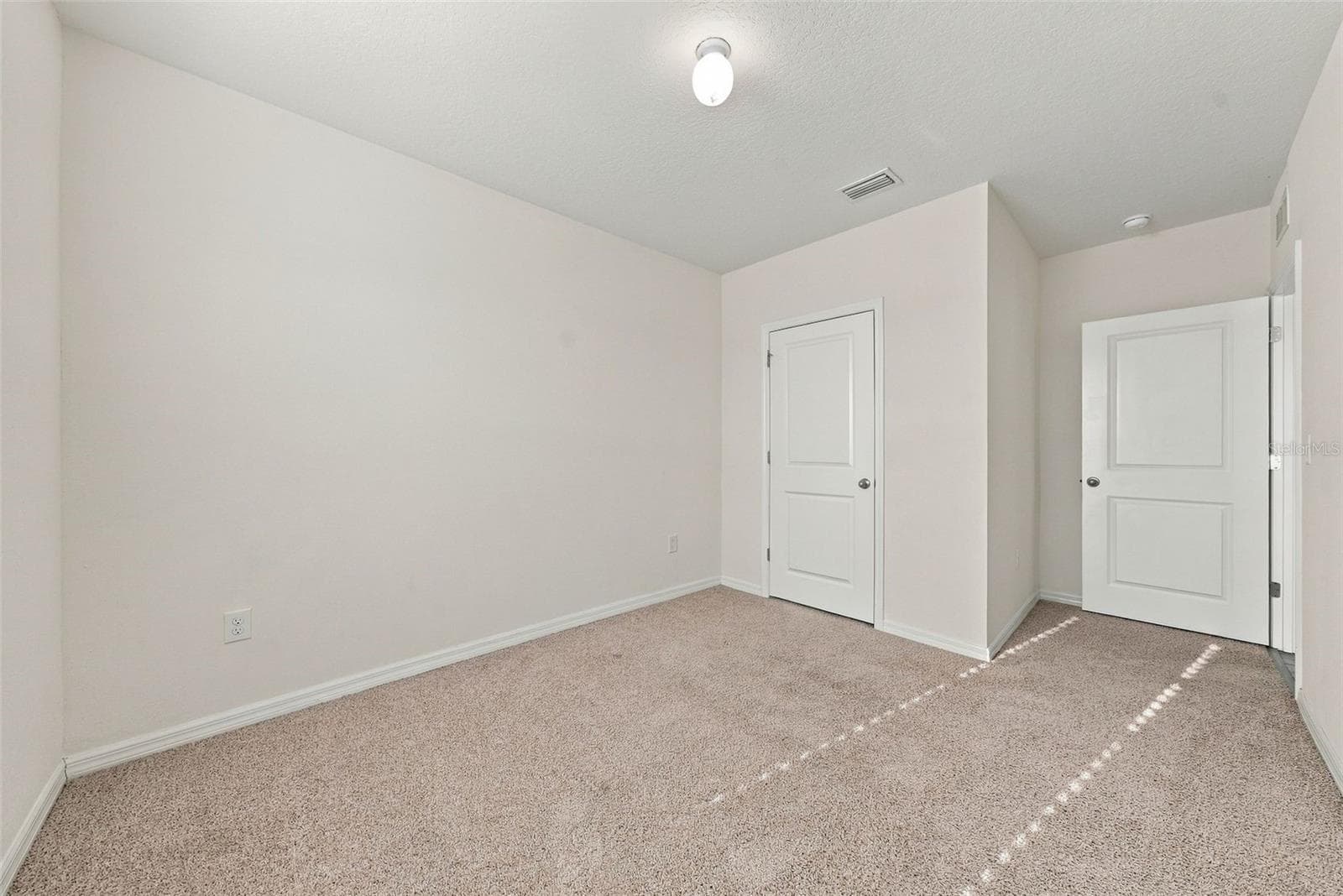 Single Family Residence at 8028 PELICAN REED CIR, WESLEY CHAPEL, photo 26 of 49