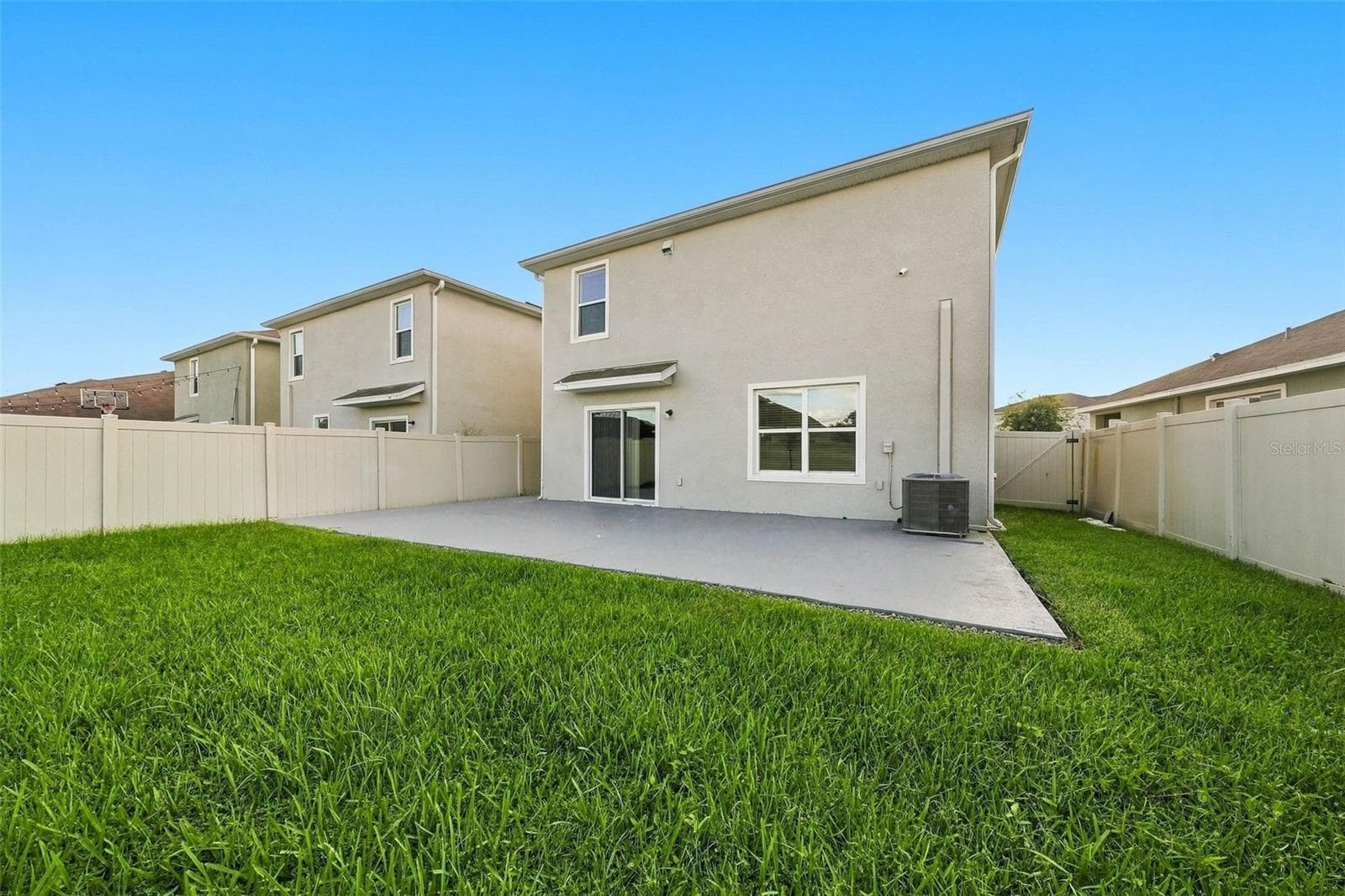 Single Family Residence at 8028 PELICAN REED CIR, WESLEY CHAPEL, photo 40 of 49