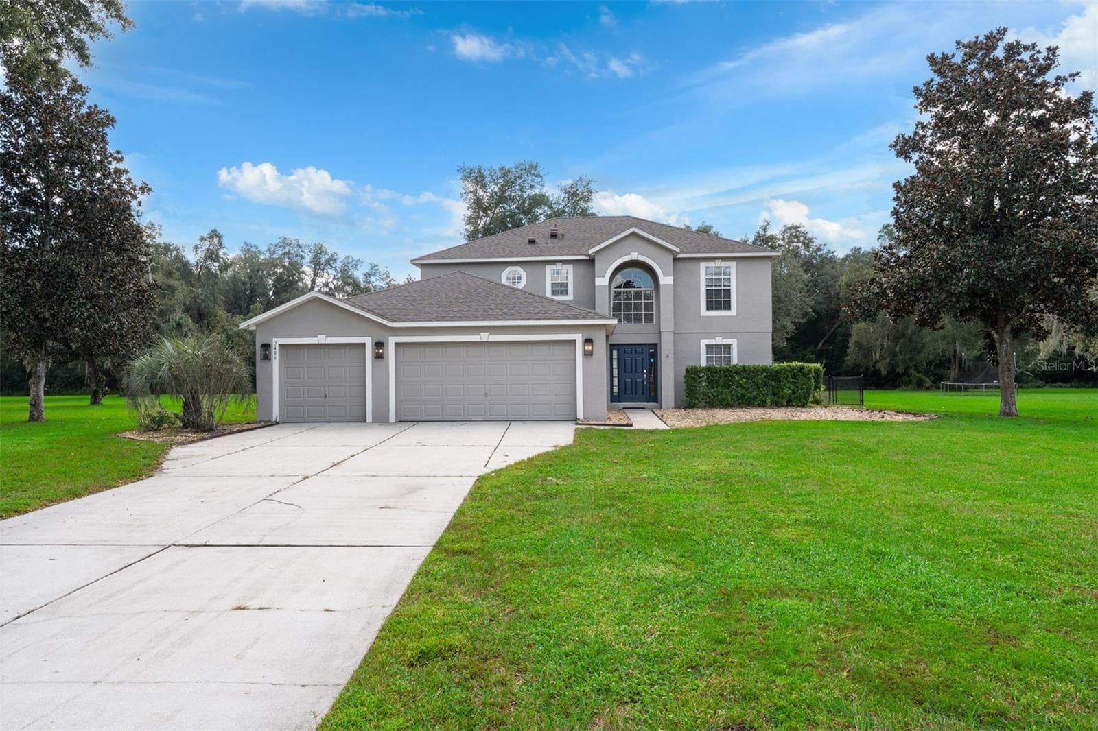 7406 LAKE MARNI CT