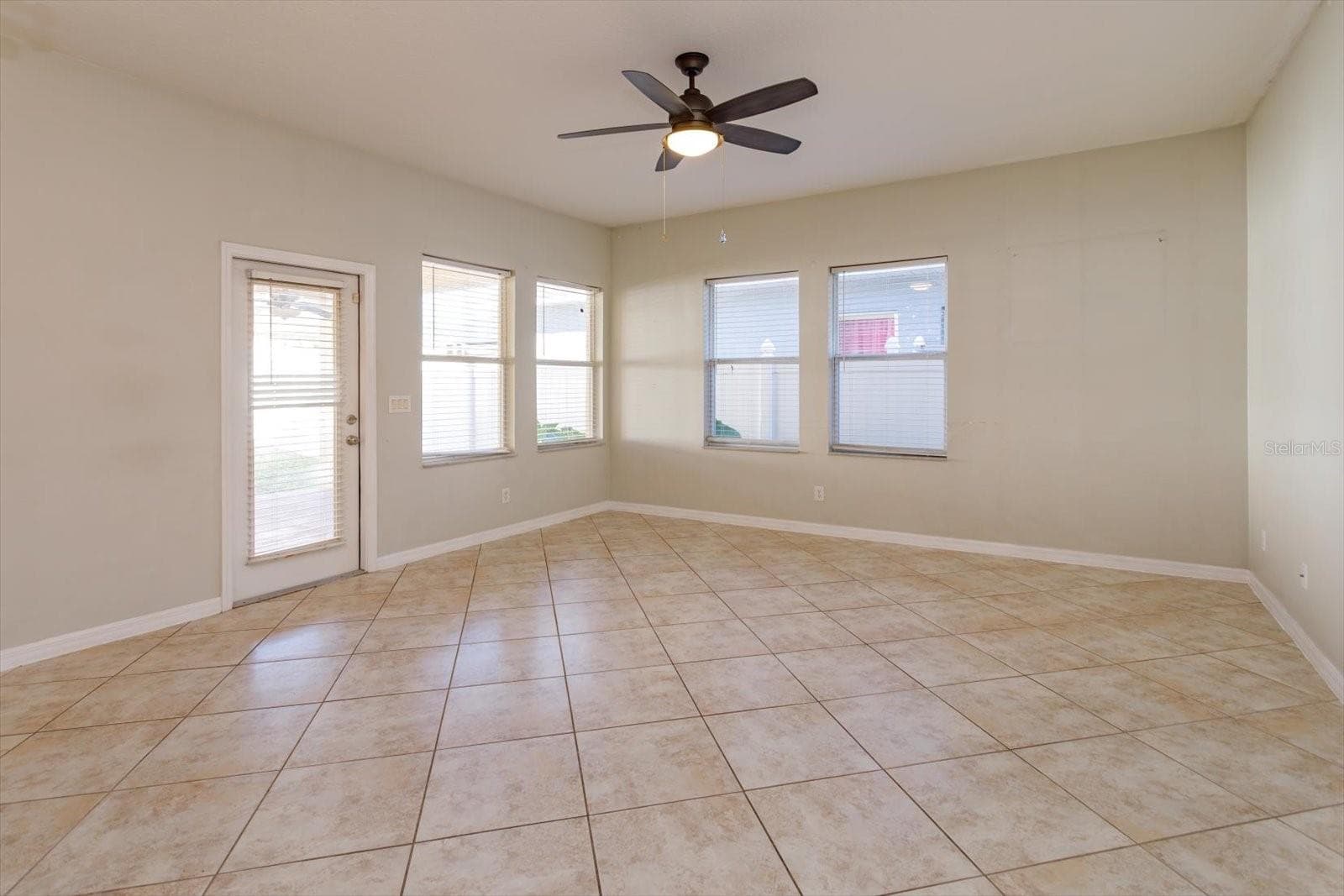 Single Family Residence at 7242 MYSTIC BROOK WAY, DAVENPORT, photo 11 of 30