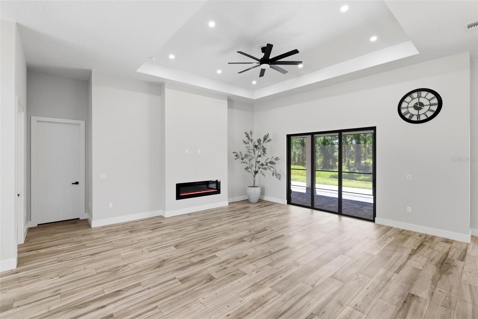 Single Family Residence at 5731 GIFFEN AVE, NORTH PORT, photo 12 of 65