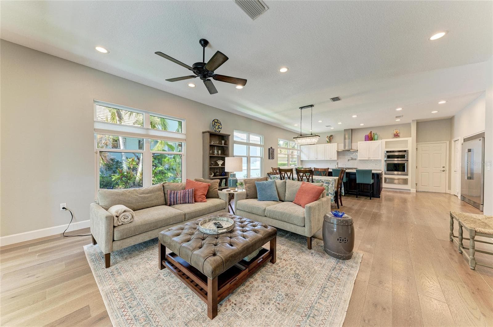 Single Family Residence at 8352 CANARY PALM CT, SARASOTA, photo 13 of 74