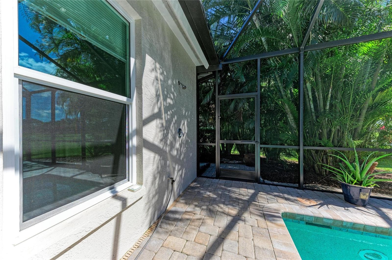 Single Family Residence at 8352 CANARY PALM CT, SARASOTA, photo 47 of 74