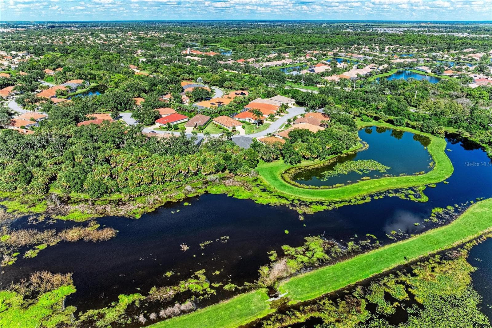 Single Family Residence at 8352 CANARY PALM CT, SARASOTA, photo 59 of 74