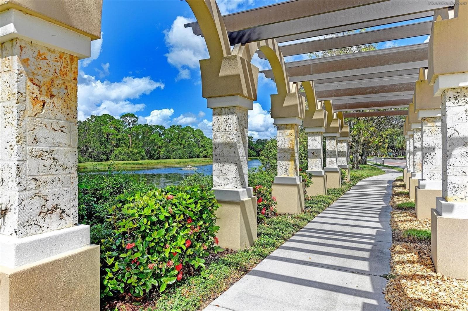 Single Family Residence at 8352 CANARY PALM CT, SARASOTA, photo 72 of 74