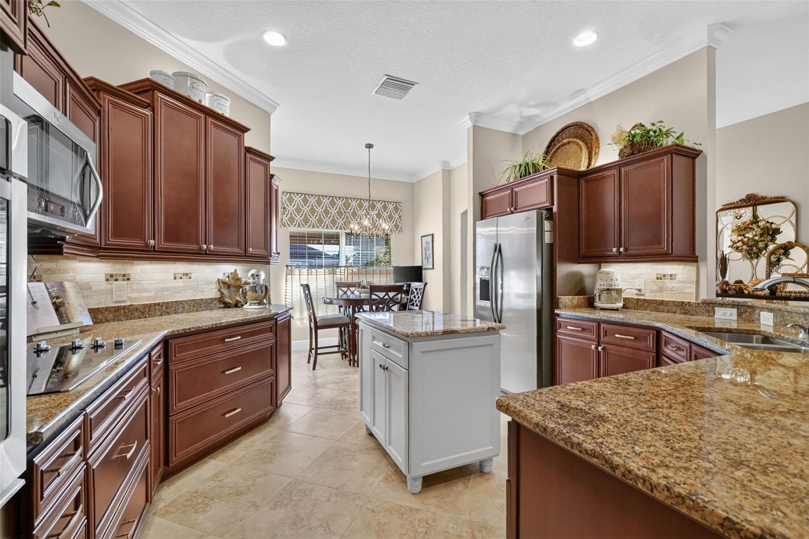 Kitchen and Dinette - 1793 WAX BERRY CT, THE VILLAGES