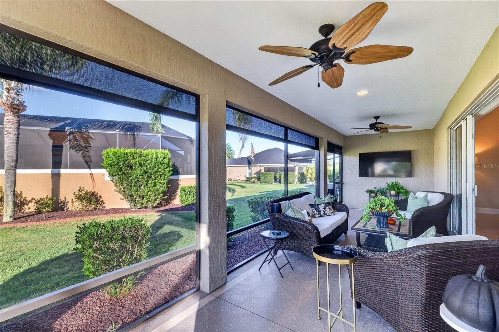 Lanai - 1793 WAX BERRY CT, THE VILLAGES