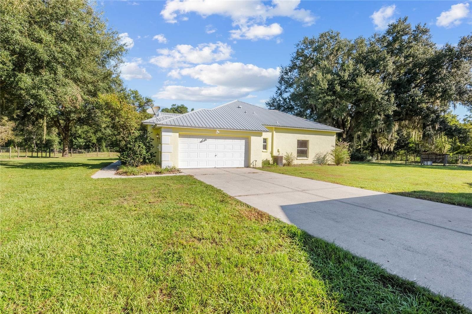 Single Family Residence at 4389 CR 317B, BUSHNELL, photo 13 of 54
