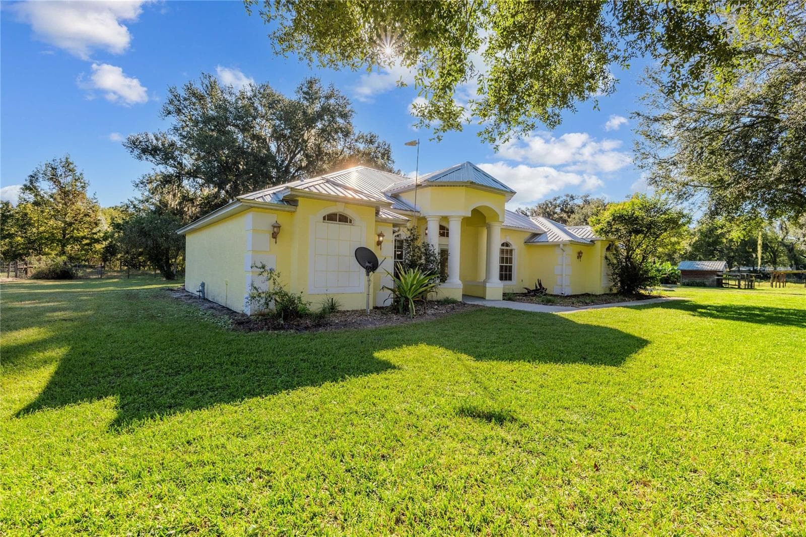 Single Family Residence at 4389 CR 317B, BUSHNELL, photo 18 of 54