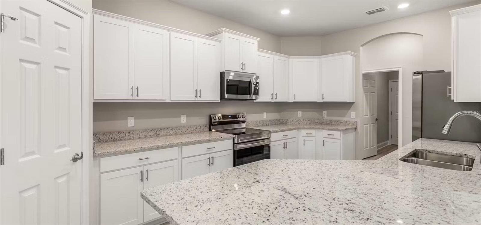 Single Family Residence at 6917 163RD DR E, PARRISH, photo 5 of 9
