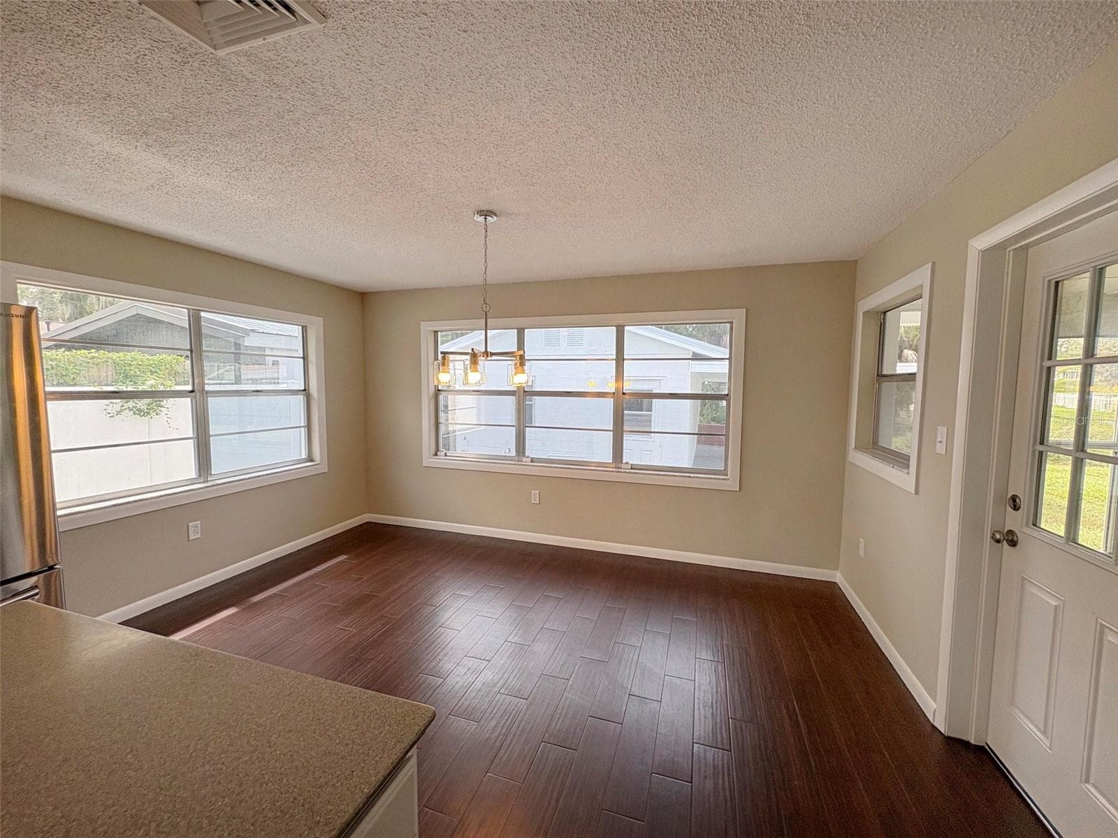 Single Family Residence at 6437 JENNY DR, LAKE WALES, photo 10 of 28