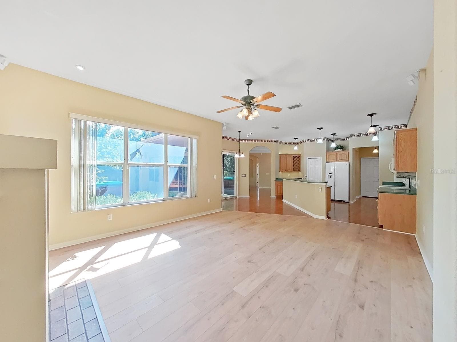 Kitchen ~ Family Room - 14915 DEVONSHIRE WOODS PL, TAMPA