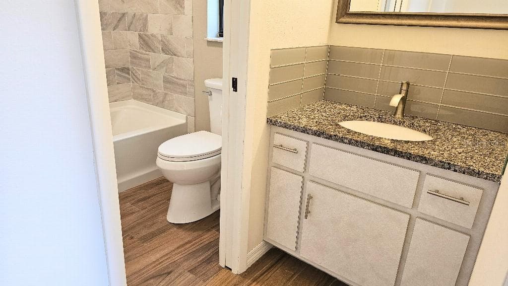 Single Family Residence at 3009 NANSEN LN, NORTH PORT, photo 14 of 24