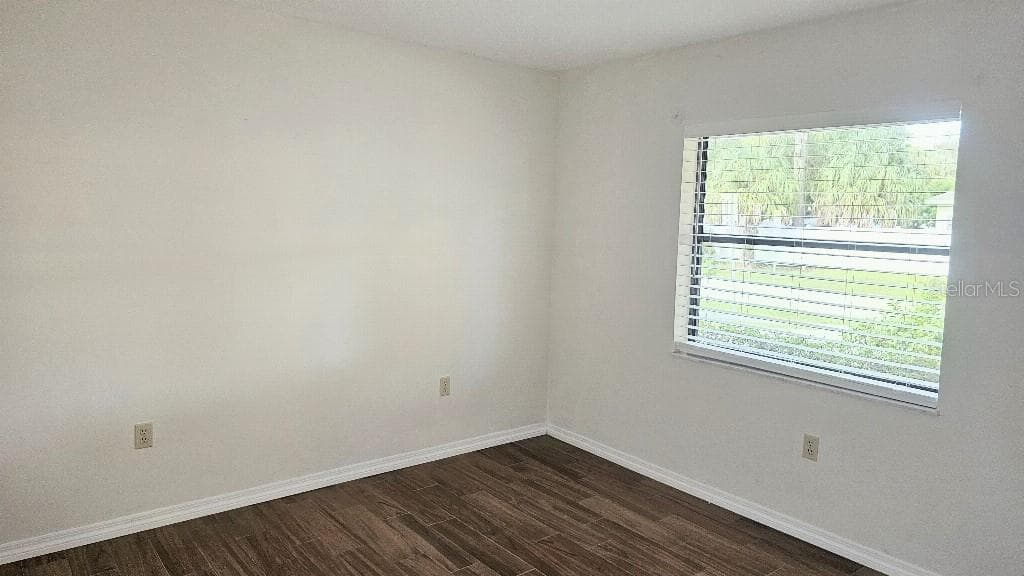 Single Family Residence at 3009 NANSEN LN, NORTH PORT, photo 16 of 24
