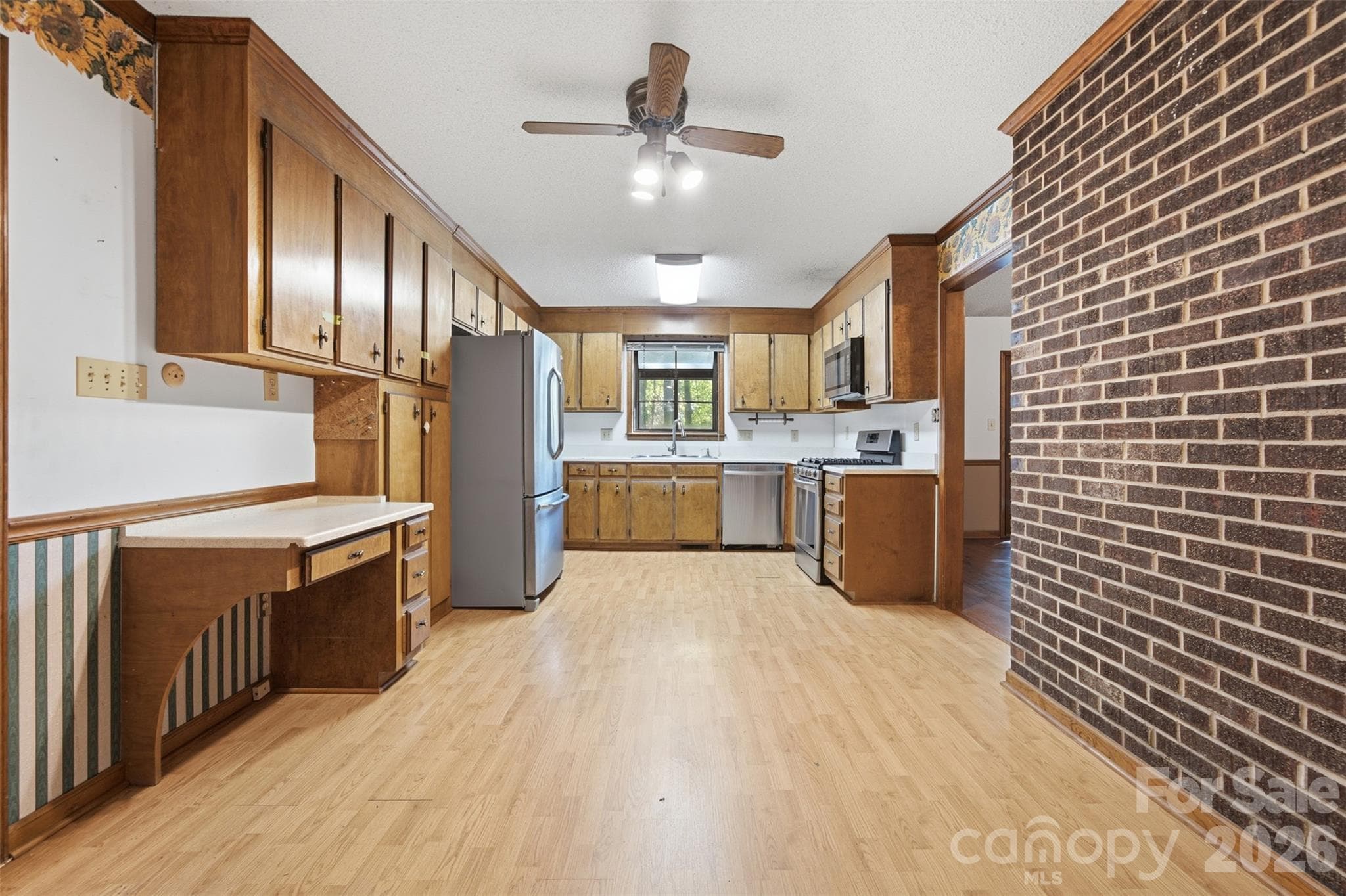 Kitchen - 8607 Wellington Lane, Harrisburg