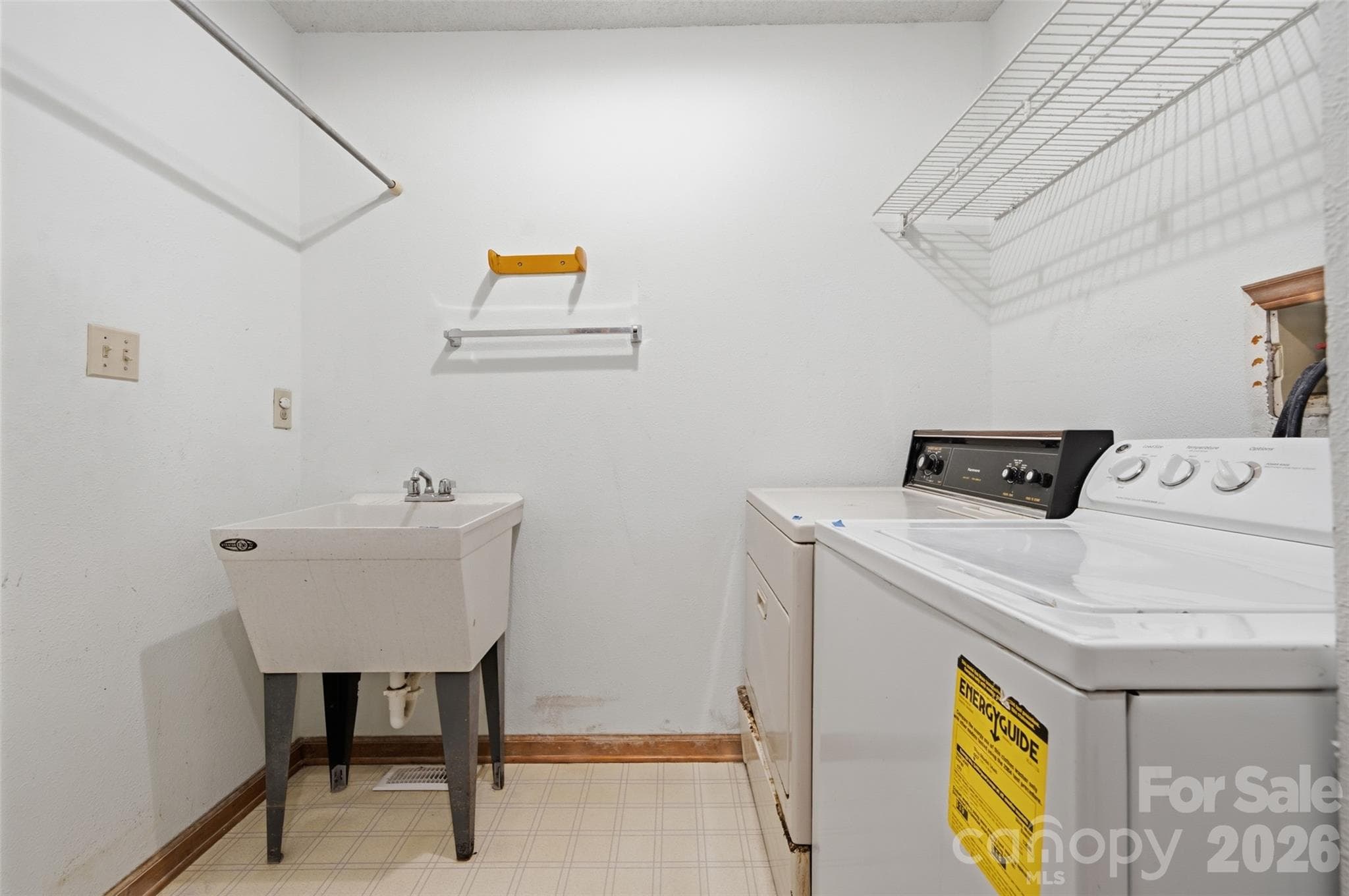 Laundry Room - 8607 Wellington Lane, Harrisburg