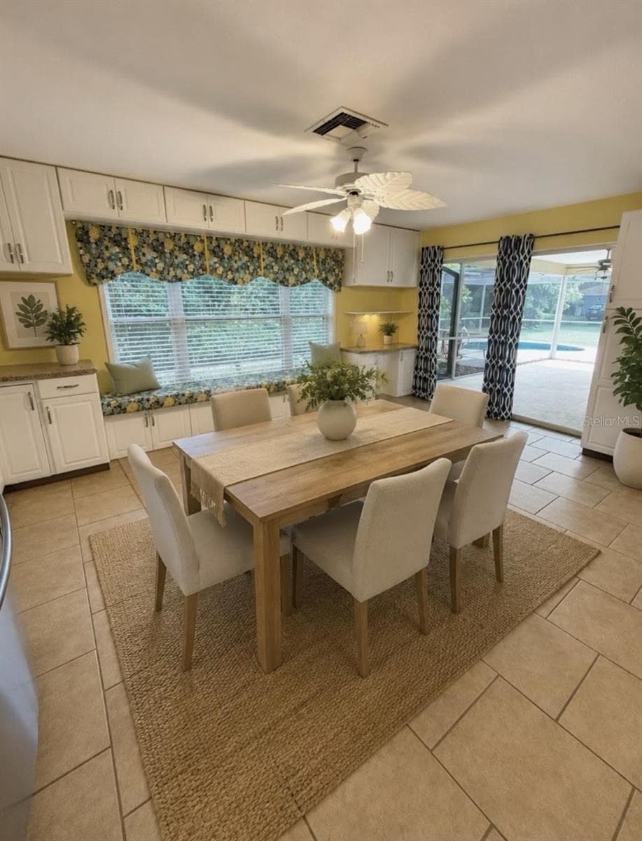 Single Family Residence at 2019 FOREST VIEW DR, PALM HARBOR, photo 4 of 28