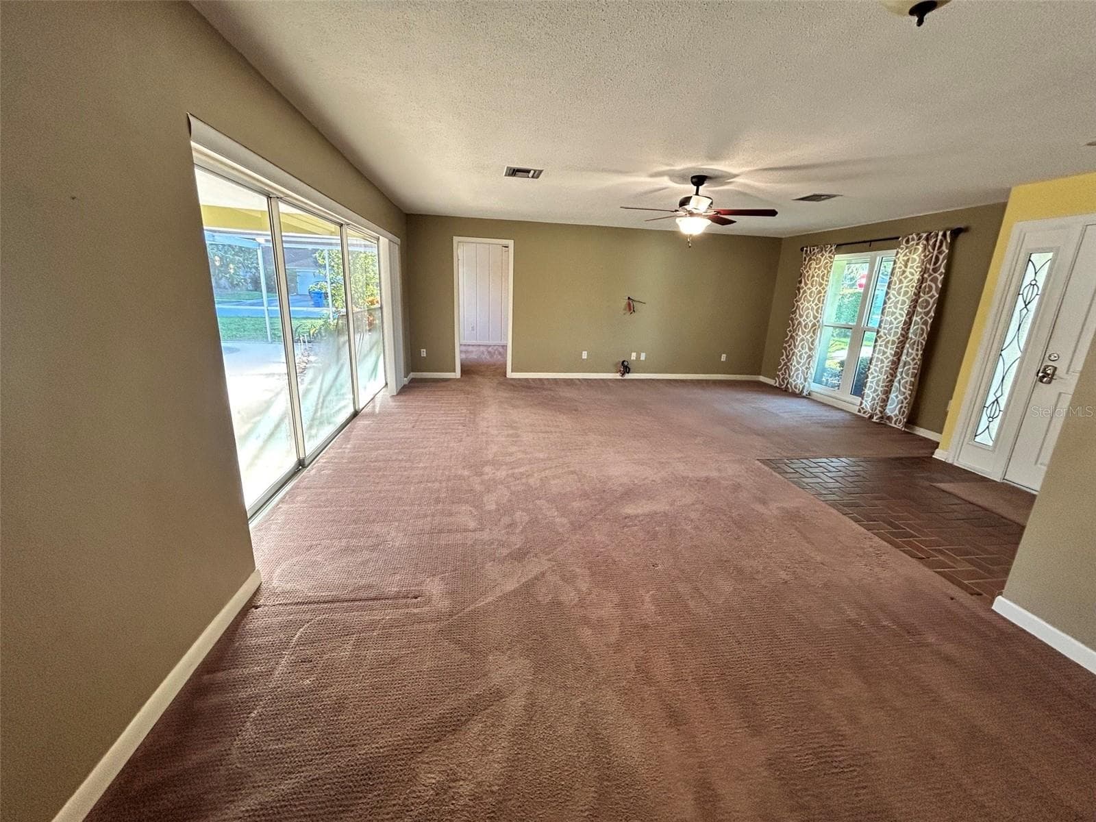 Single Family Residence at 2019 FOREST VIEW DR, PALM HARBOR, photo 11 of 28