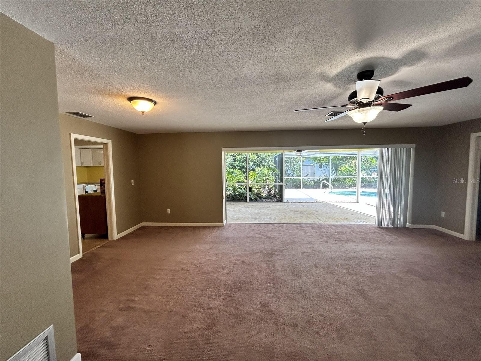 Single Family Residence at 2019 FOREST VIEW DR, PALM HARBOR, photo 12 of 28