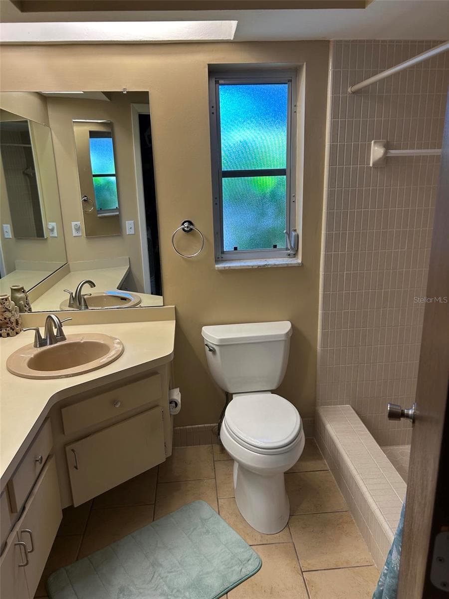 Single Family Residence at 2019 FOREST VIEW DR, PALM HARBOR, photo 19 of 28