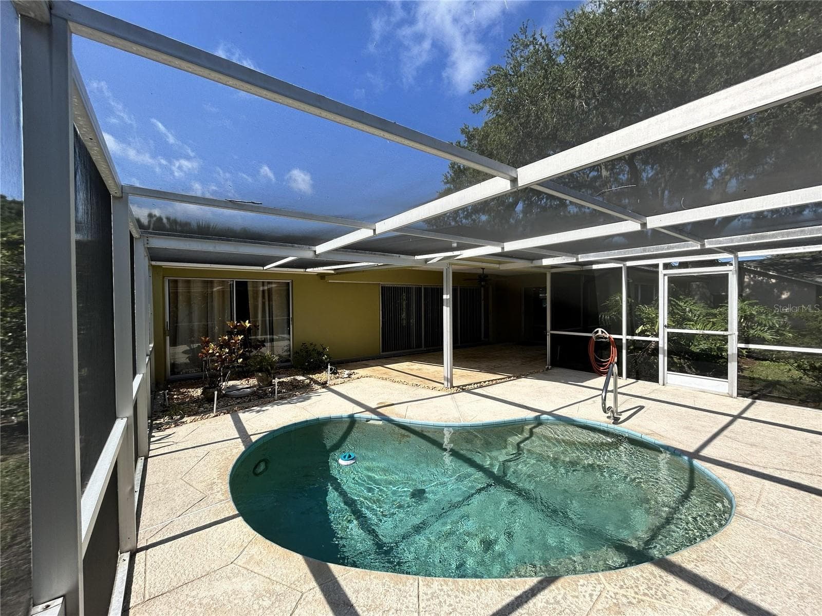 Single Family Residence at 2019 FOREST VIEW DR, PALM HARBOR, photo 22 of 28