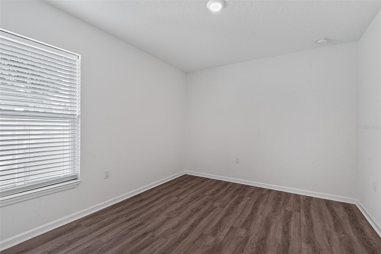 Single Family Residence at 5 WHISANT PL, PALM COAST, photo 32 of 64