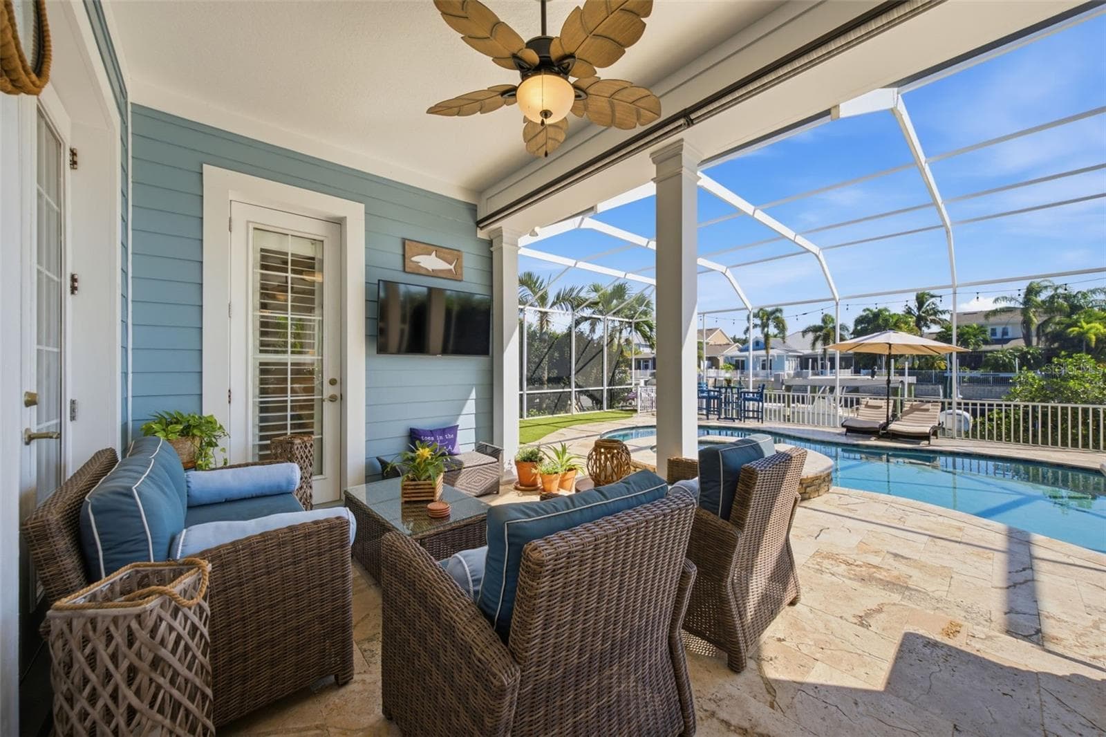 Single Family Residence at 5721 TORTOISE PL, APOLLO BEACH, photo 18 of 61