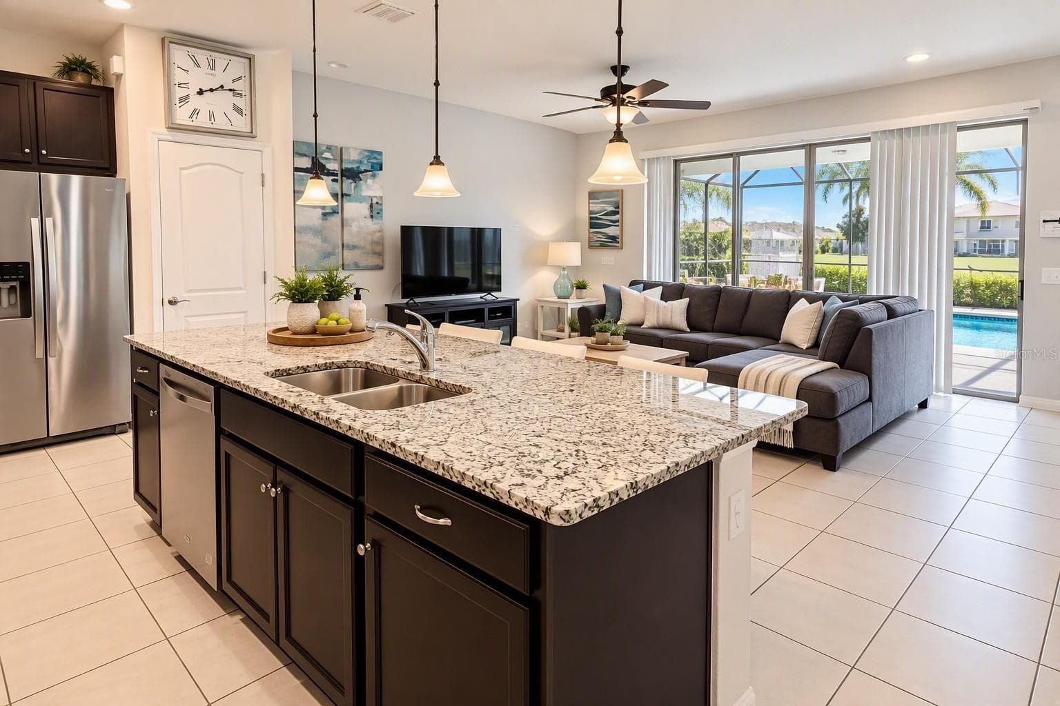 Townhouse at 8930 SYDNEY AVE, KISSIMMEE, photo 5 of 32