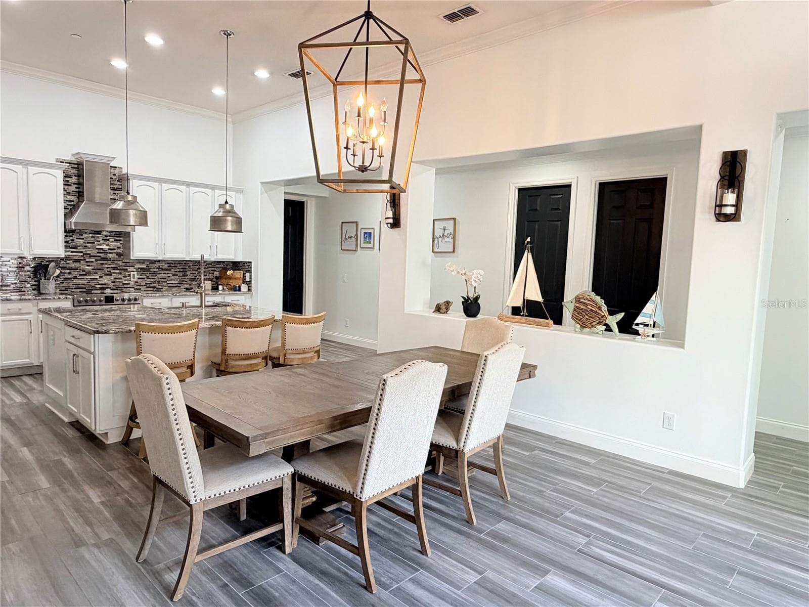 Single Family Residence at 9965 CAROLINE PARK DR, ORLANDO, photo 10 of 48