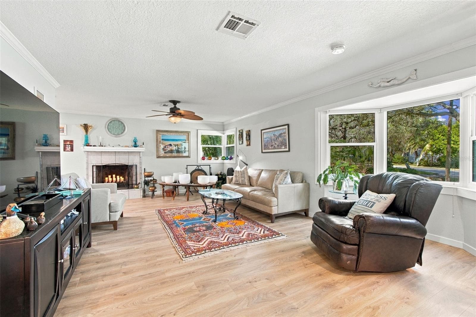Single Family Residence at 395 GEORGIA AVE, CRYSTAL BEACH, photo 9 of 62
