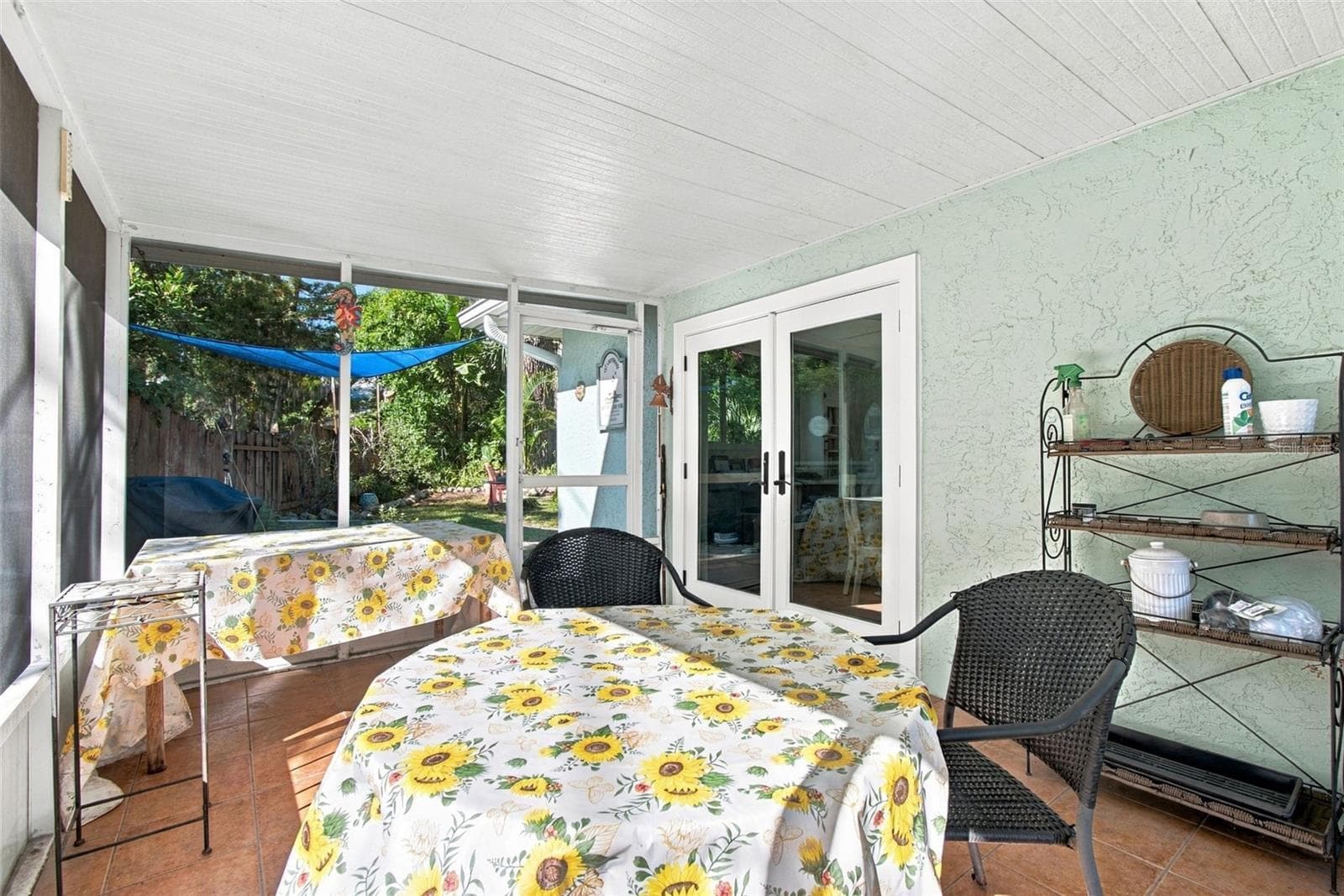 Single Family Residence at 395 GEORGIA AVE, CRYSTAL BEACH, photo 38 of 62