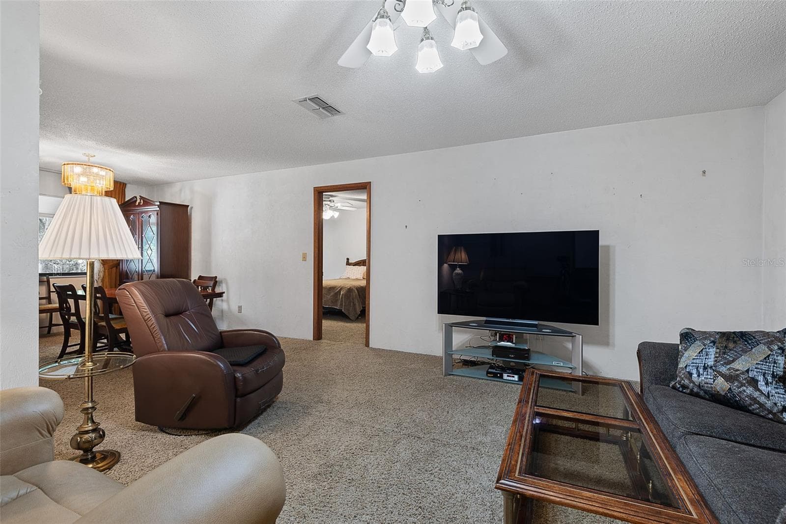 Single Family Residence at 75 TIMBERLAKE LN, ORMOND BEACH, photo 7 of 46