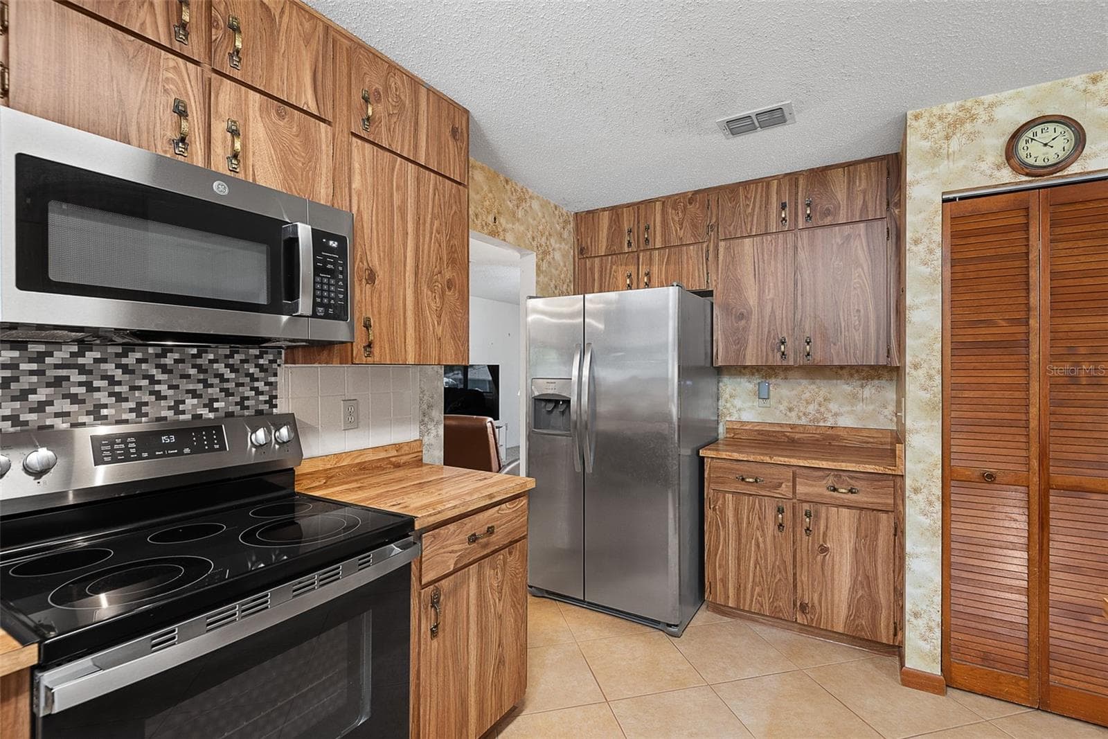 Single Family Residence at 75 TIMBERLAKE LN, ORMOND BEACH, photo 16 of 46