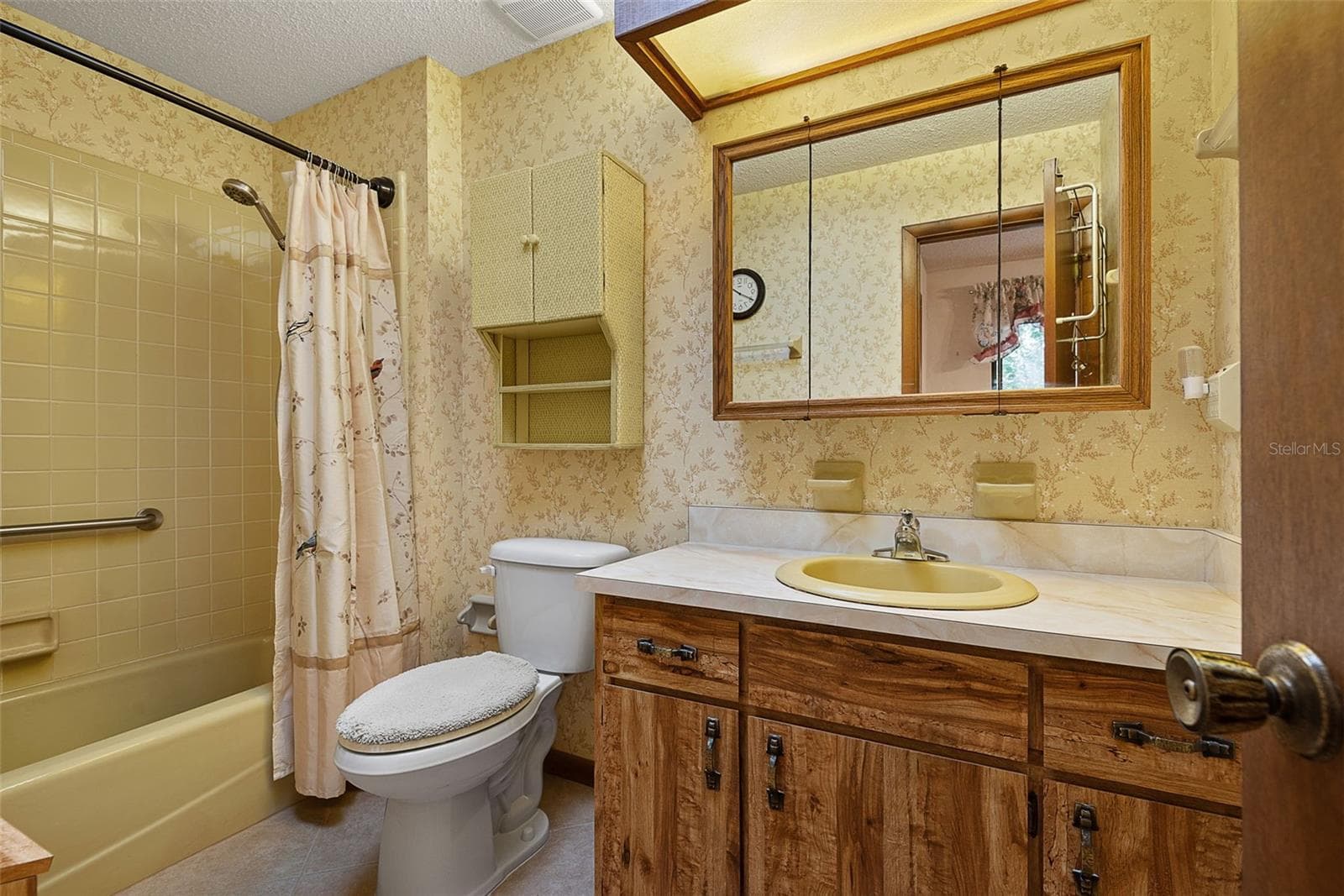 Single Family Residence at 75 TIMBERLAKE LN, ORMOND BEACH, photo 25 of 46
